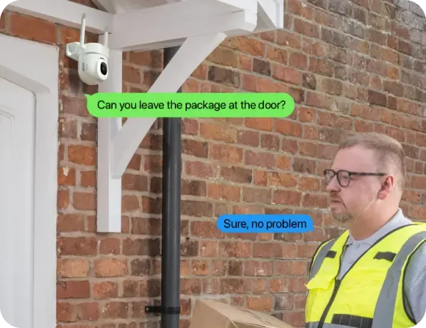 iTalkBB AIjia支持与门外访客进行双向对讲,无需开门即可进行双向语音通话